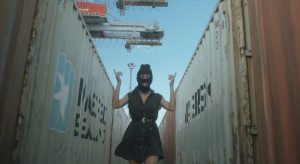 Maia Castro presenta "Simplemente", su nuevo videoclip